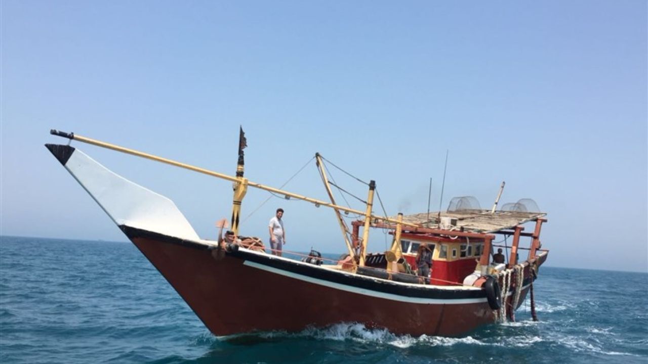سفر شناورهای باری بوشهر به کشور امارات از سر گرفته شد