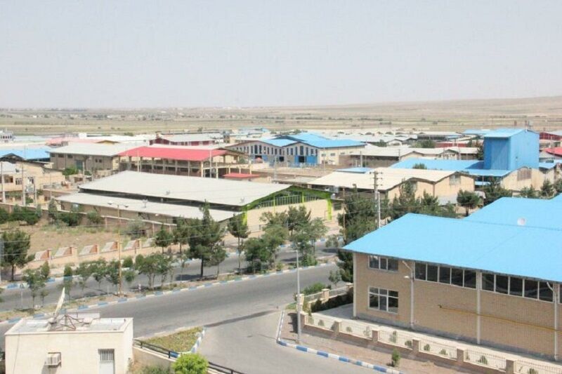 راهبرد بازار؛ قرارداد اجرای ۷۱ طرح تولیدی در شهرک‌های صنعتی بوشهر منعقد شد