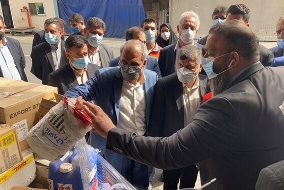 راهبرد بازار؛ ١٧ تن مواد شیمیایی اشتعال زا از گمرک فرودگاه امام خمینی(ره) خارج شد