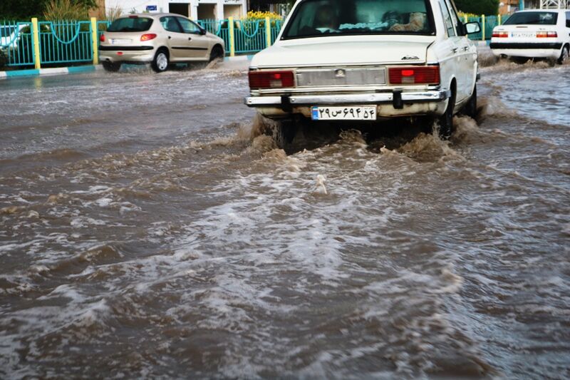 راهبرد بازار؛ تداوم بارش باران و احتمال سیلاب در برخی استان‌ها تا اوایل هفته آینده